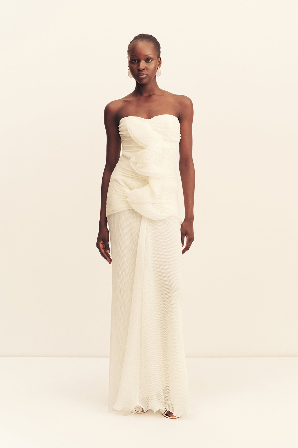 strapless maxi dress white Shona Joy Federick Ruffle in Ivory Color:OATMEAL-CREAM Dressing Room Model Viewer puffy gown white strapless formal dress ensuring graceful movement with