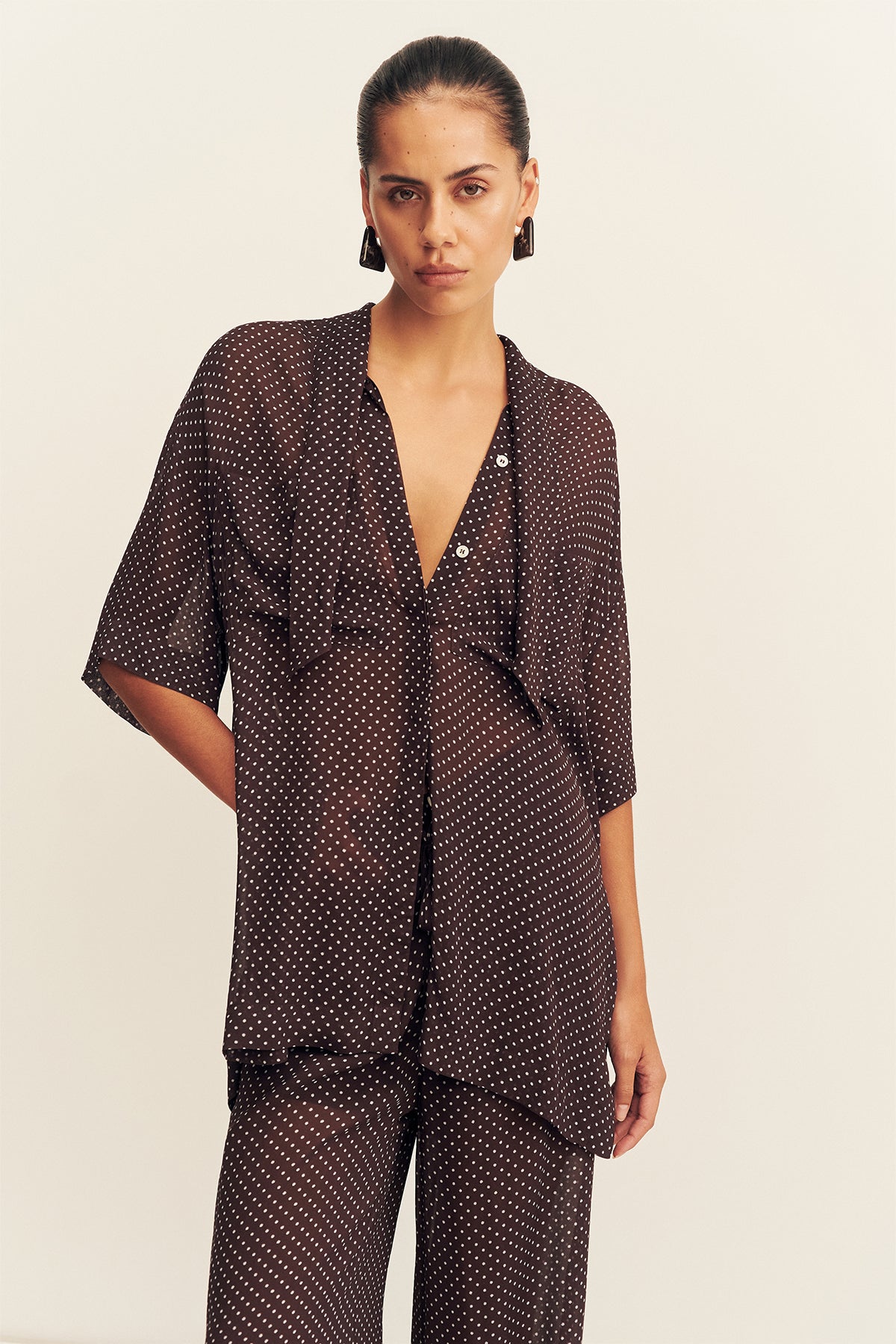 トップス Dot Print Tie Oversized Shirt Maddox Short Sleeve Neck Tie Shirt | Ristretto/Sky | Tops | Shona
