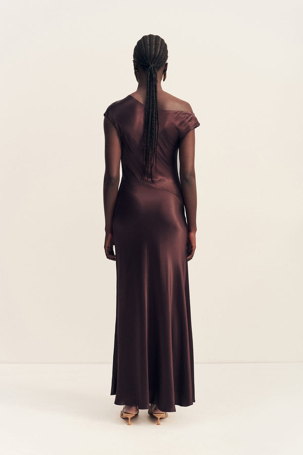 shona joy la lune asymmetrical long sleeve maxi dress Sofia Asymmetrical Maxi Dress for Vacation Looks