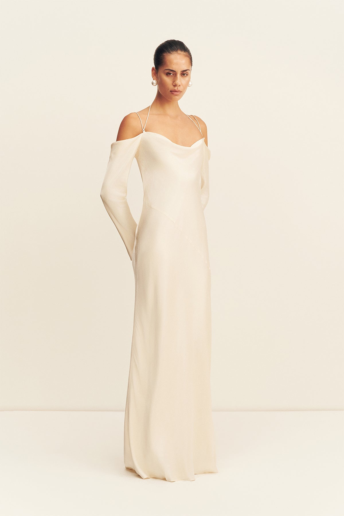 Open Shoulder Long Dress クリーム S Open Shoulder Long Dress | ALEXIA STAM