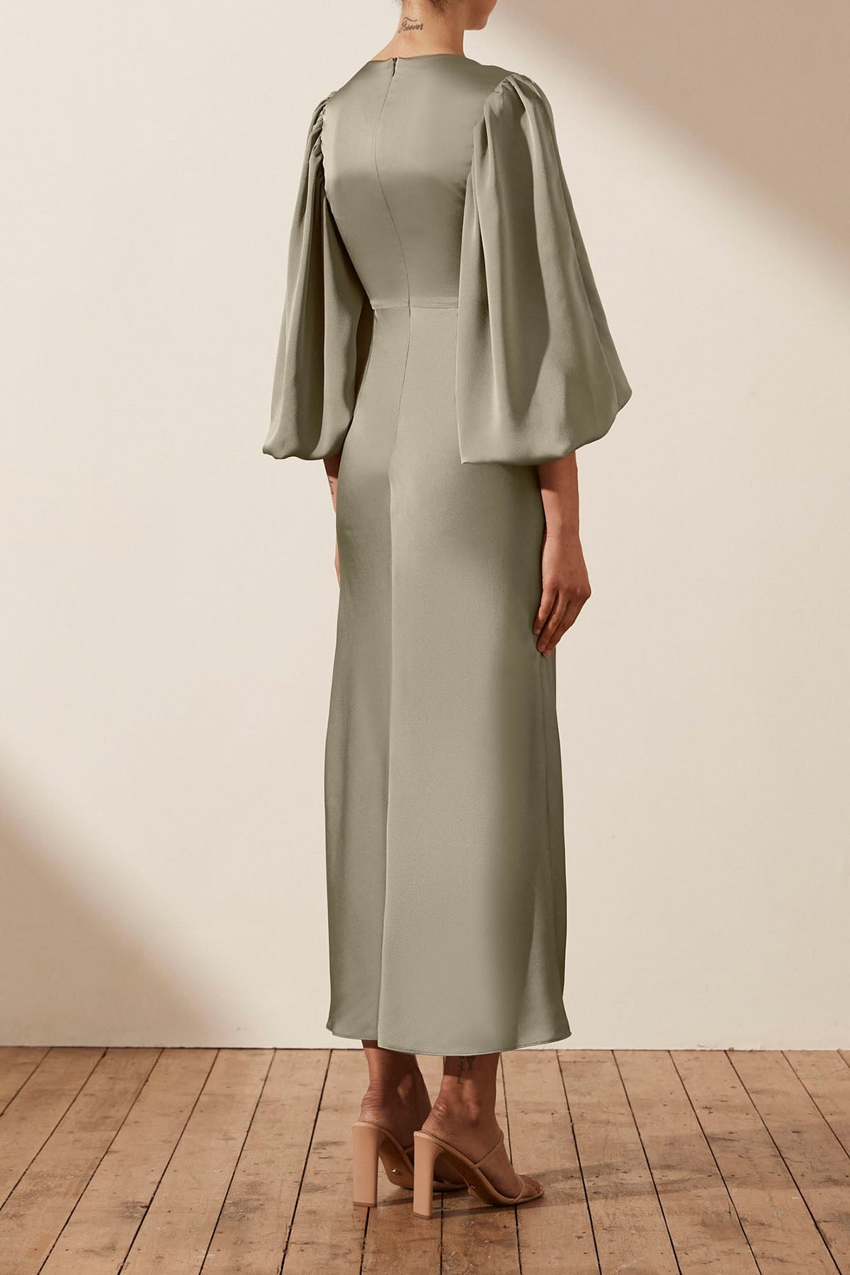 Luxe Twist Front Balloon Sleeve Midi Dress | Eucalyptus | Dresses