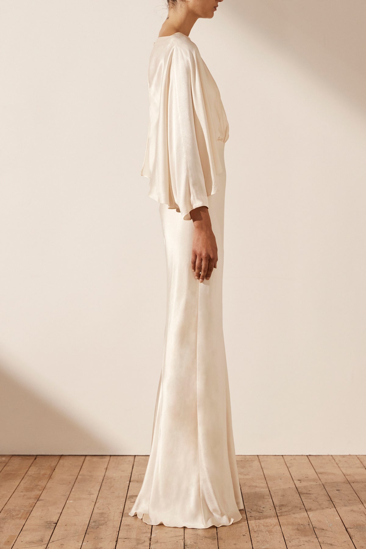 La Lune Open Back Curved Sleeve Maxi Dress | Cream | Dresses | Shona Joy