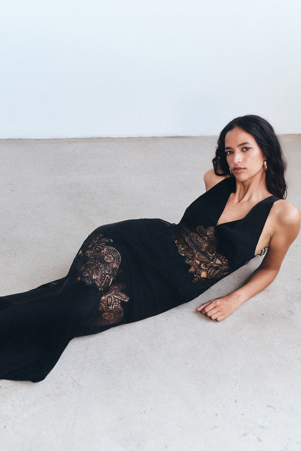 JAMILA PLUNGED LACE PANELLED MAXI DRESS - BLACK