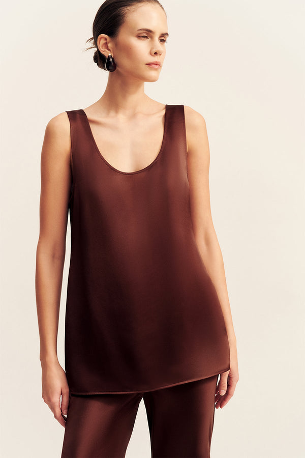 SAVANNA SCOOP NECK TOP - COFFEE
