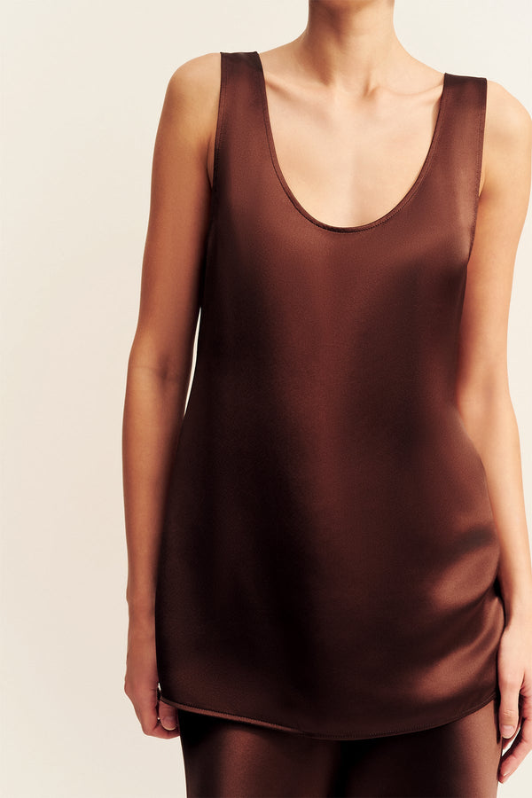 SAVANNA SCOOP NECK TOP - COFFEE