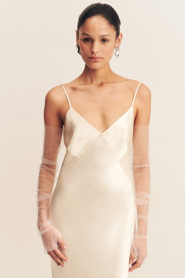 CIRRUS TULLE GLOVES_D