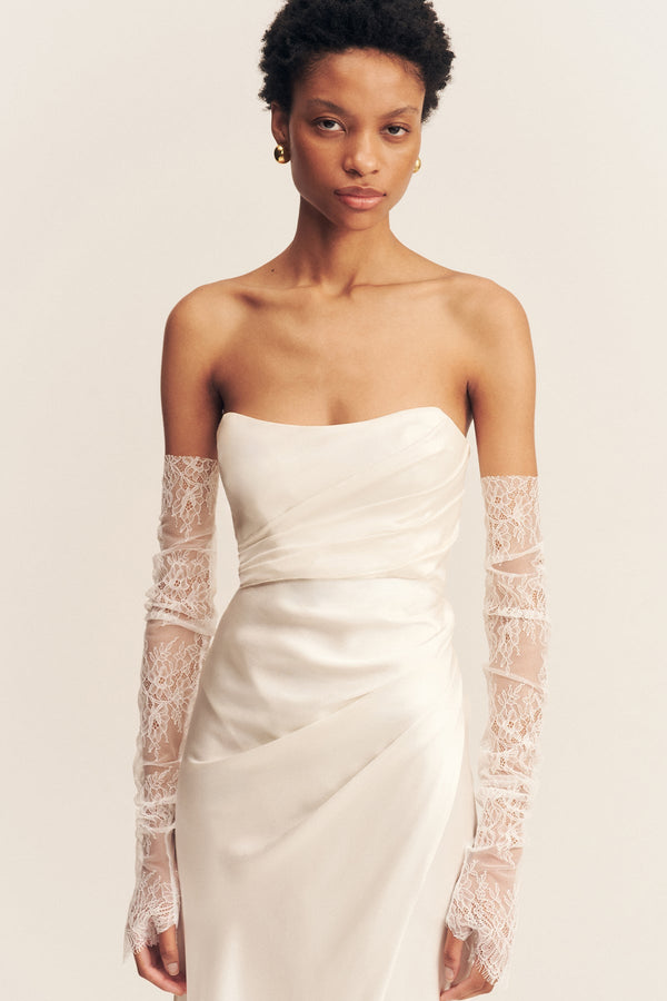Shona Joy - Lambent Lace Gloves - Bridal Dress Shona Joy - Lambent Lace Gloves - Bridal Dress