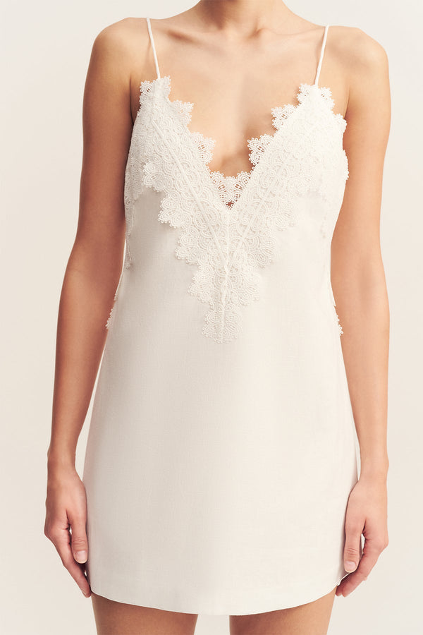 Shona Joy Toile Lace Mini Dress in Ivory - size Aus 8/US 4 Shona Joy Toile Lace Mini Dress in Ivory - size Aus 8/US 4