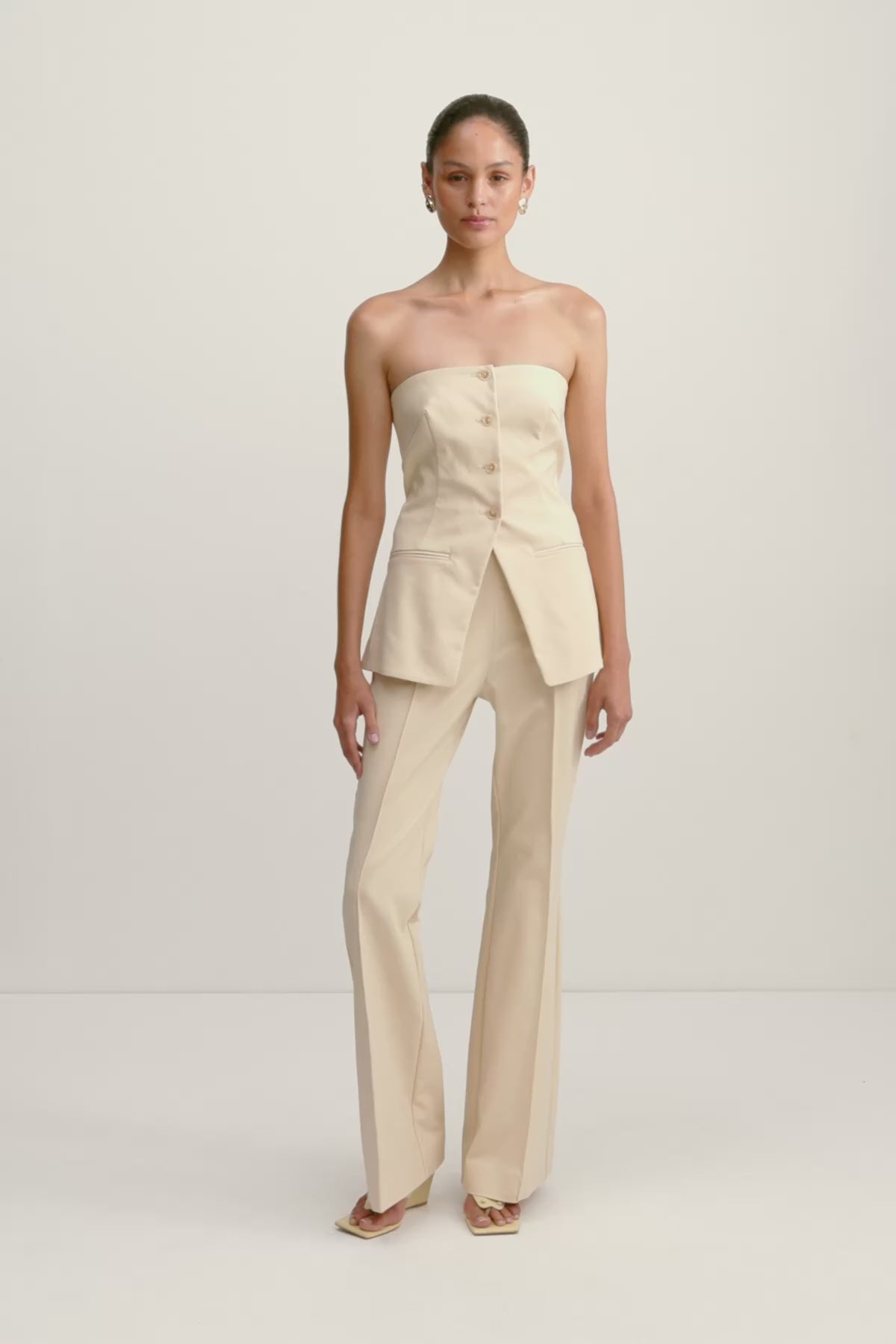 5c8fd78077f64e648220cd9736cb37